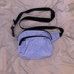 Baggu Bluebell Fanny Pack (45 in strap)